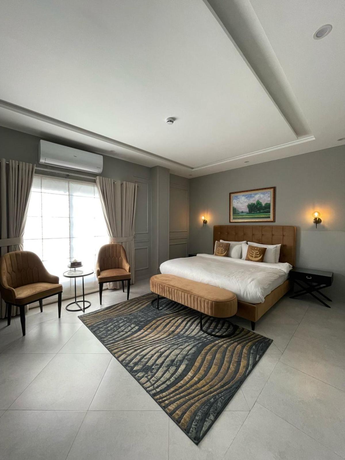 Villa Vista Исламабад Екстериор снимка