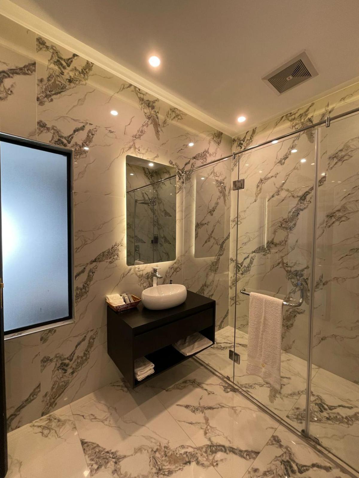 Villa Vista Исламабад Екстериор снимка